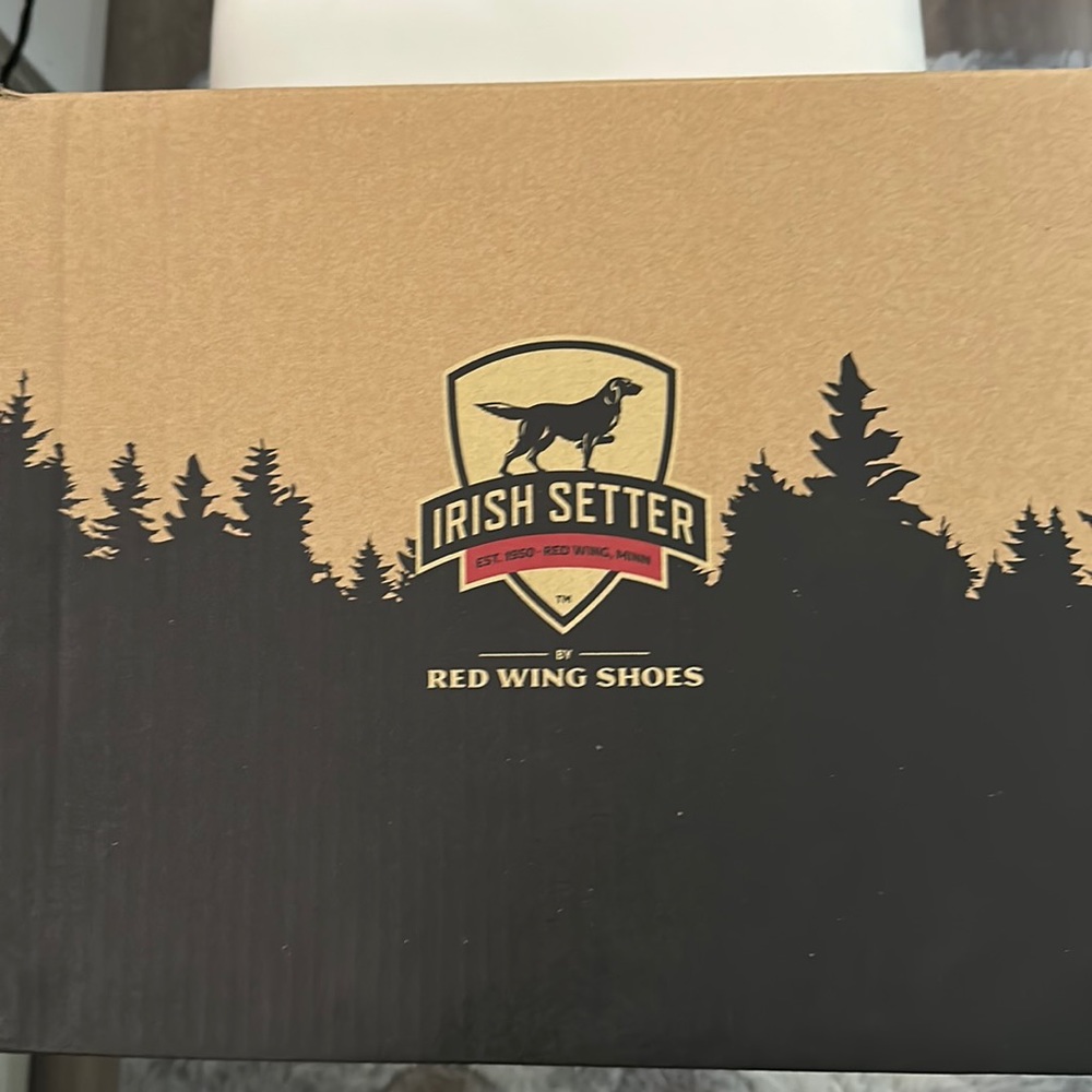 Irish setter boots. Size 11. Never worn.